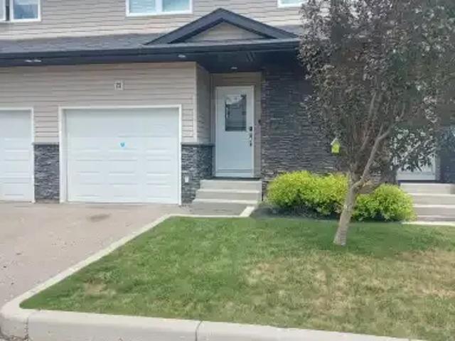 Townhouse for rent in Saskatoon, Saskatchewan