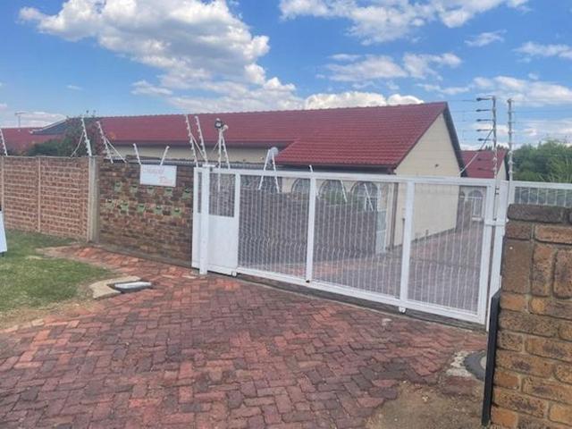House for rent in Edleen