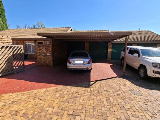House for rent in Waterkloof, Gauteng