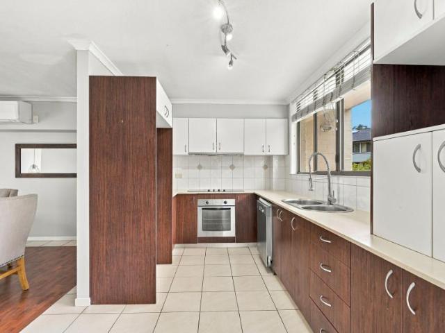 Townhouse for sale in Bundall, Gold Coast City
