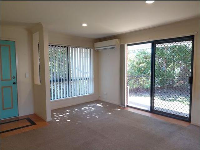 Townhouse for rent in Fernbrook, Queensland