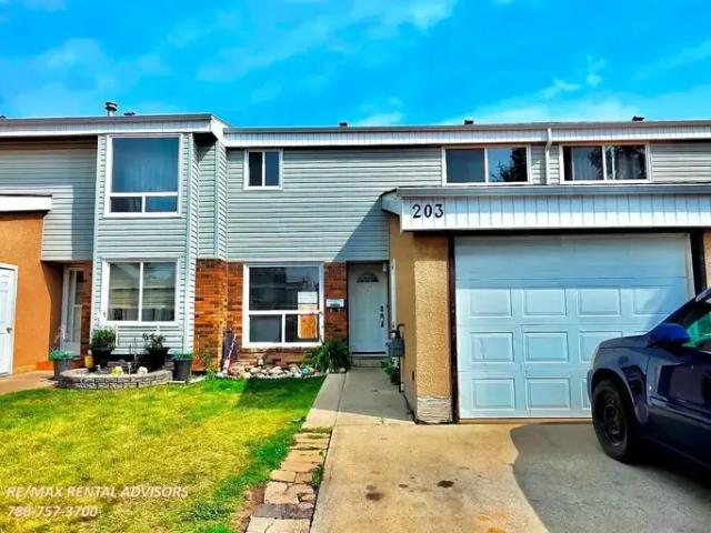 Townhouse for rent in St. Albert