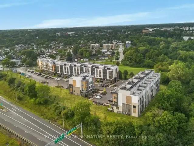 Townhouse for rent in Niagara, Ontario