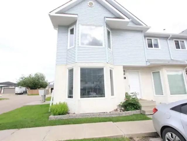 Townhouse for rent in Stony Plain, Alberta