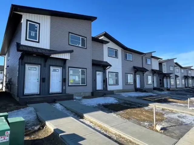 Townhouse for rent in Alberta