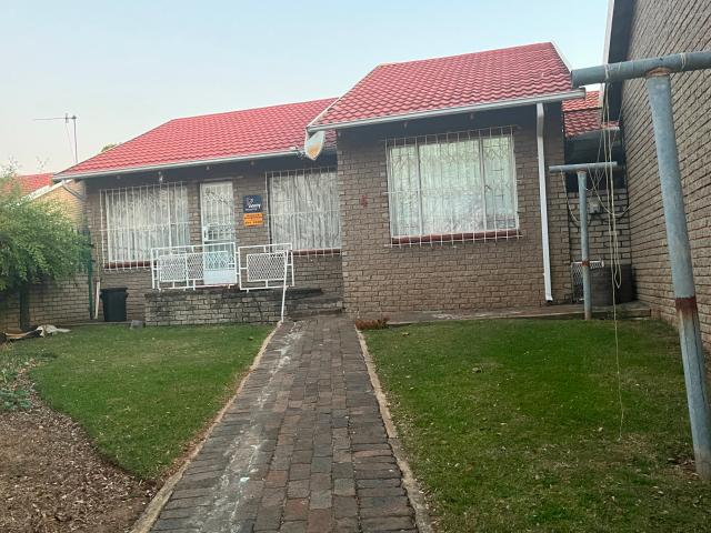 House for rent in Nooitgedacht, Gauteng
