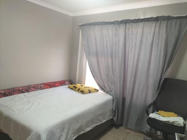 Townhouse for rent in Douglas, Northern Cape