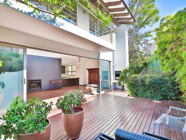 House for rent in Rosebank, Gauteng