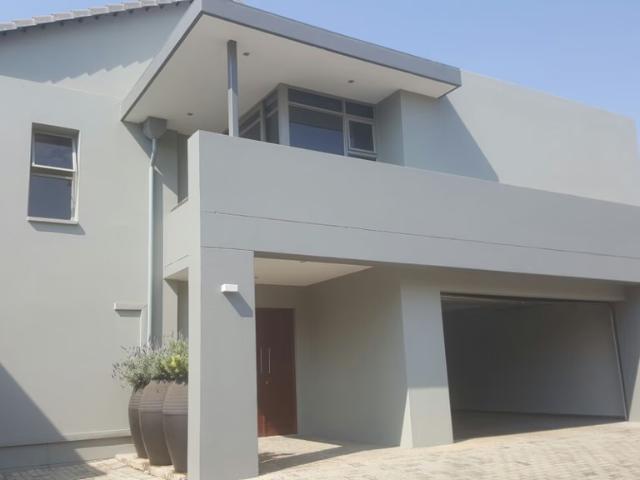 House for rent in Waterkloof, Gauteng