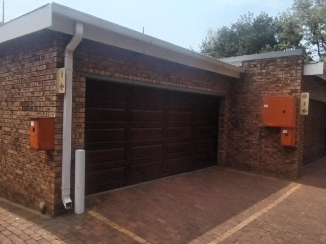 House for rent in Waterkloof, Gauteng