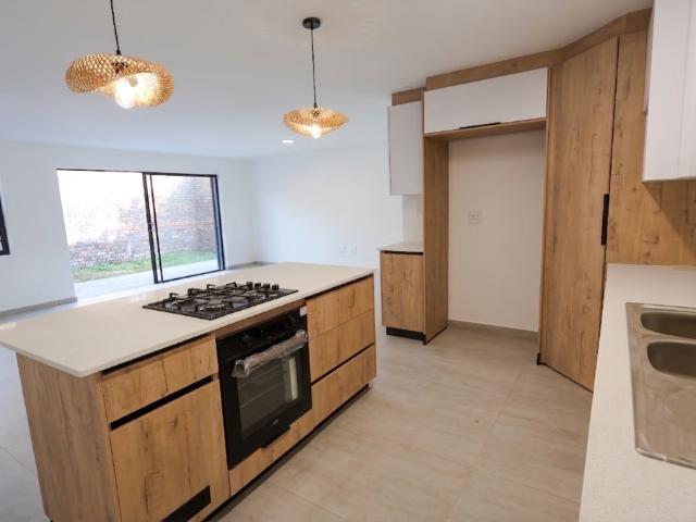 Townhouse for rent in East London, Eastern Cape