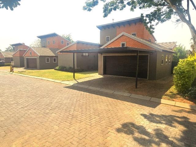 House for rent in Woodmead East, Sandton