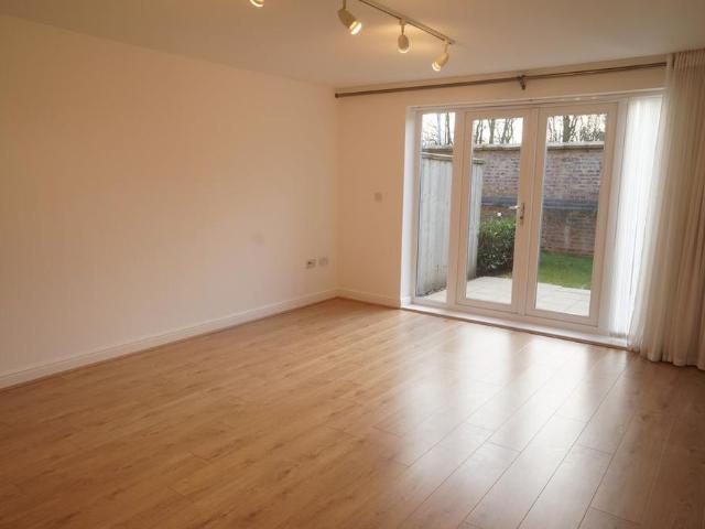 Townhouse for rent in City Centre, Georgia