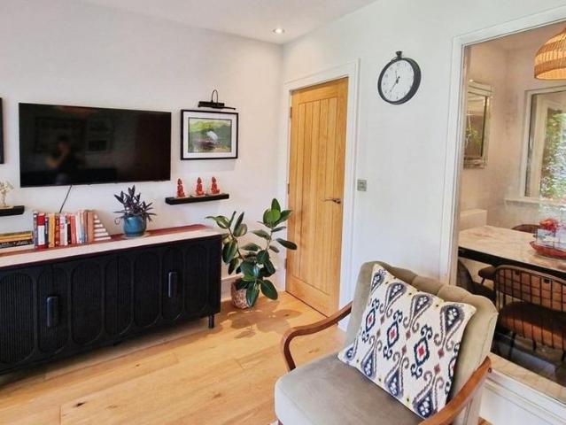 Townhouse for rent in Harborne, West Midlands
