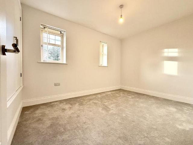 Townhouse for rent in Higher Bartle, Lancashire