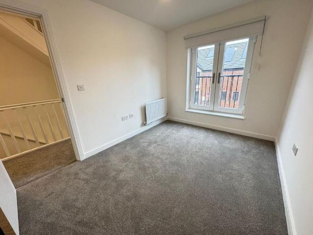 Townhouse for rent in Isle Of Man