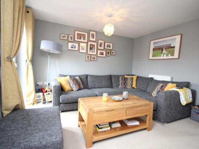 Townhouse for rent in Burgh St Peter, Norfolk