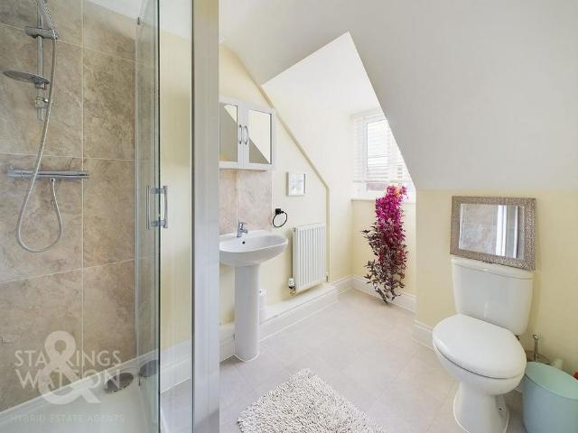 Townhouse for rent in Crostwick, Norfolk