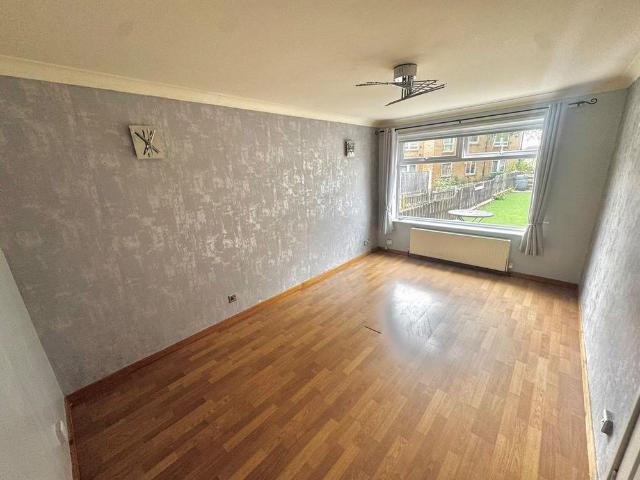 Townhouse for rent in City Centre, South Yorkshire
