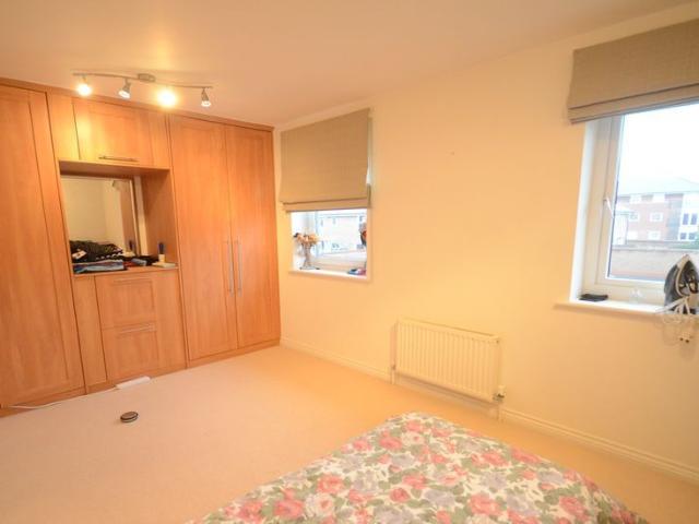 Townhouse for rent in Newtown, Reading