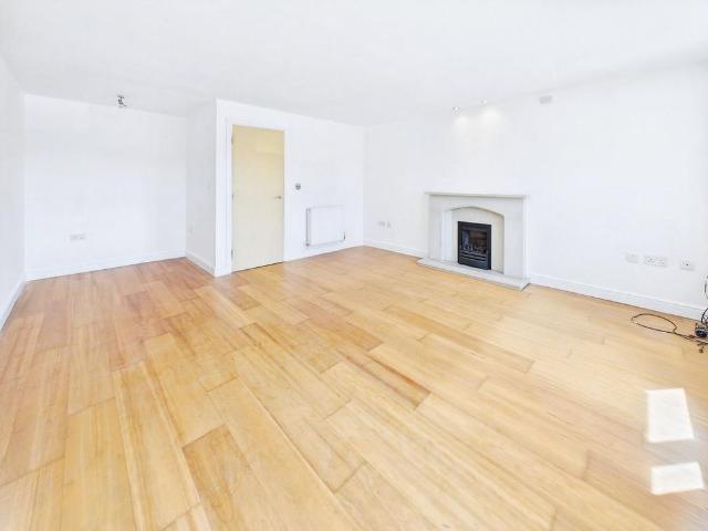 Townhouse for rent in Shevington Vale, Wigan