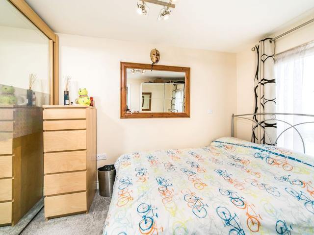 Townhouse for rent in Reading