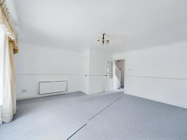 Townhouse for rent in Hanley, Stoke-on-Trent