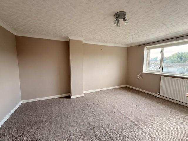 Townhouse for rent in Poole