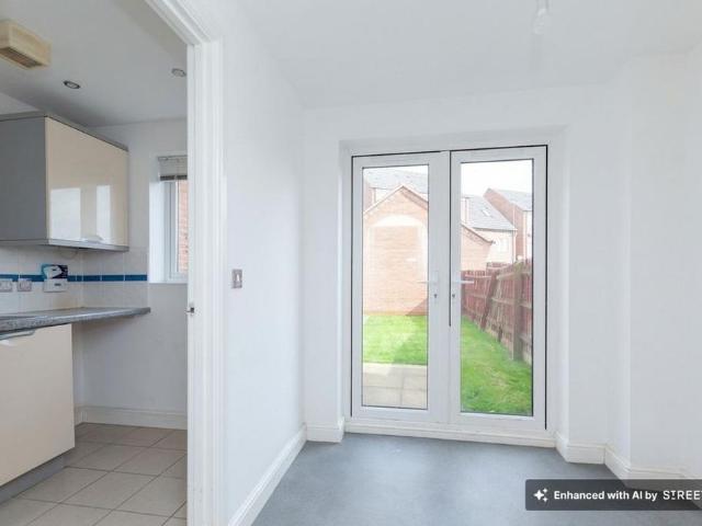 Townhouse for rent in Hamilton, Old Wharf