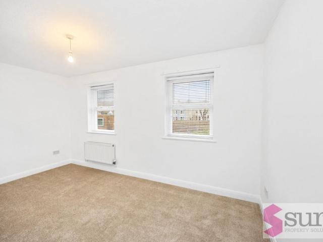 Townhouse for rent in Queen's Park, Brighton