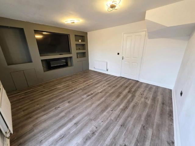 Townhouse for rent in Marske Estate, Marske-by-the-Sea