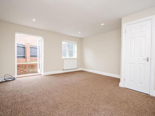 Townhouse for rent in Horstead with Stanninghall, Crostwick