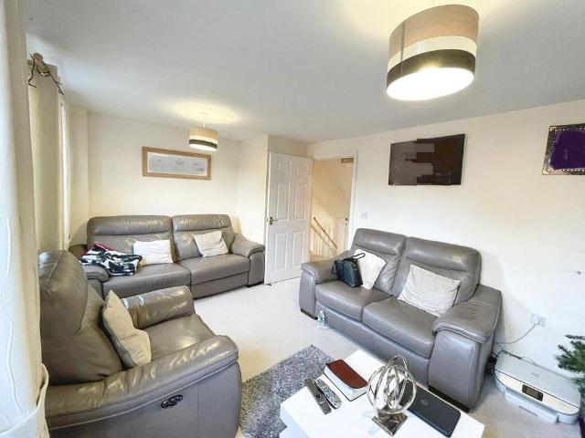 Townhouse for rent in Queen's Hills, South Norfolk