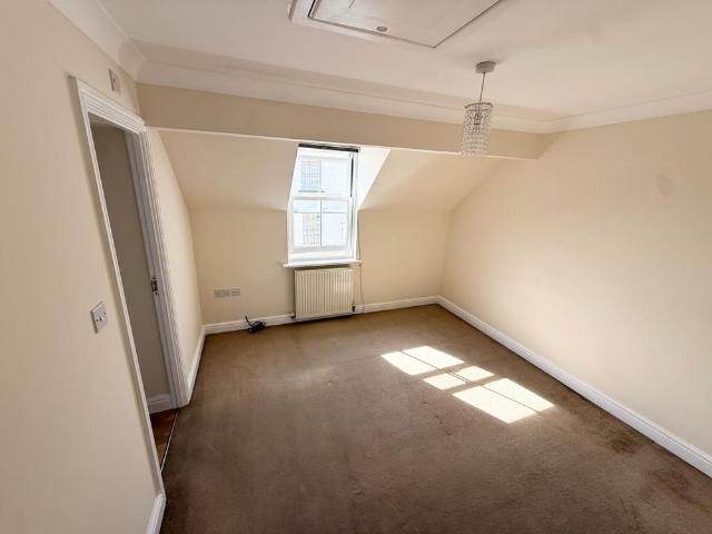 Townhouse for rent in Bury, Huntingdonshire