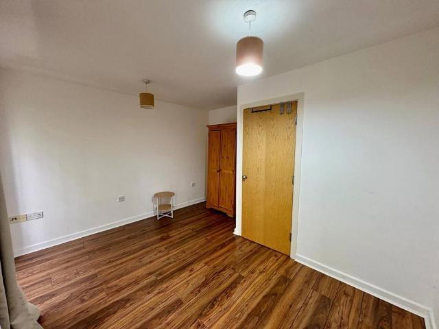 Townhouse for rent in Brierley Hill, Dudley