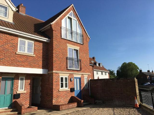 House for rent in Moreton Hall, West Suffolk