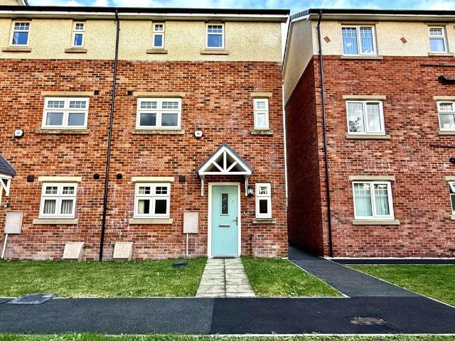 House for rent in Higher Bartle, Lancashire