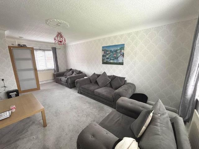 Townhouse for rent in Haydock, St Helens