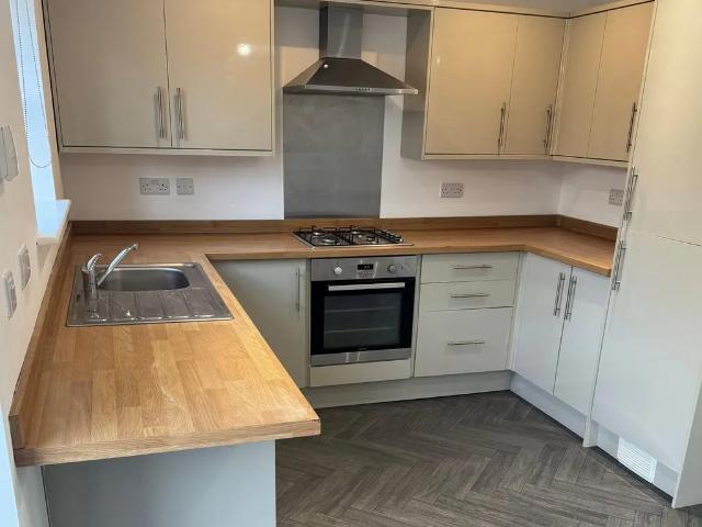 Townhouse for rent in New Edlington, Doncaster