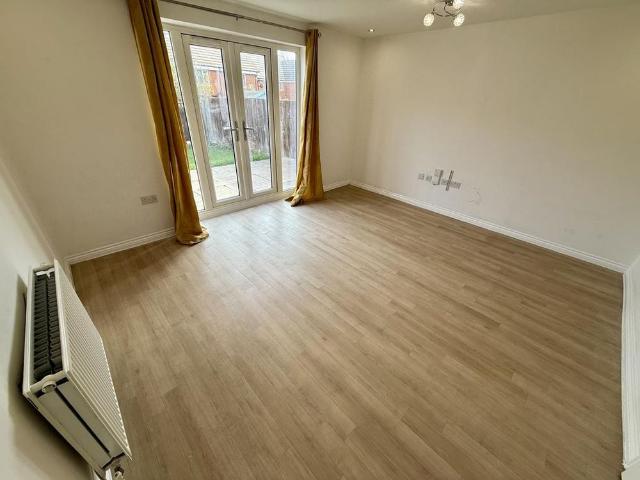 Townhouse for rent in Leighton-Linslade, Leighton Buzzard