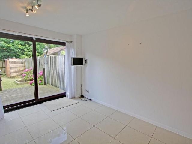 Townhouse for rent in Port Solent, City Of Portsmouth