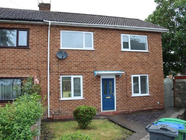 House for rent in Balls Hill, Hill Top