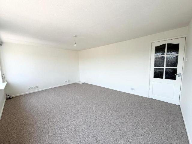 Townhouse for rent in Priest Down, Hampshire