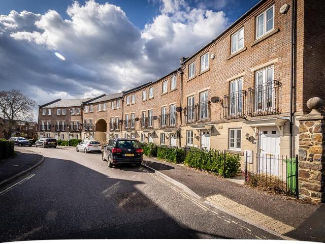 House for rent in St Leonards, Watergate