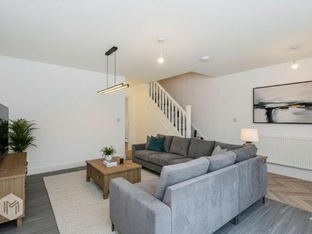 Townhouse for rent in Salford, Greater Manchester