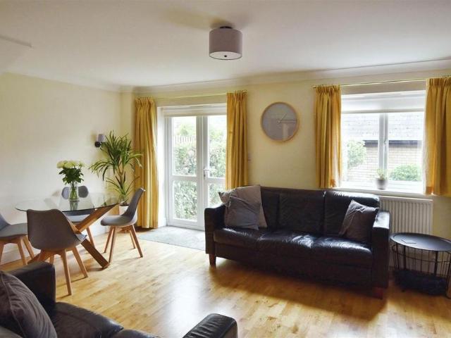Townhouse for rent in Baron St Martin, Barholm