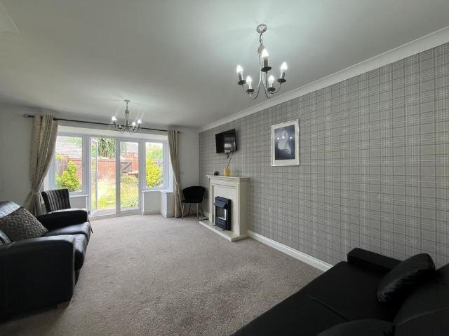 Townhouse for rent in Danesholme, Corby