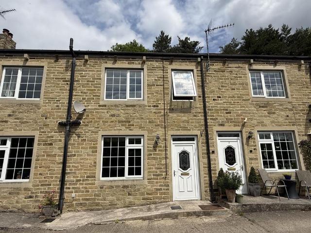 House for rent in Hove Edge, Hipperholme