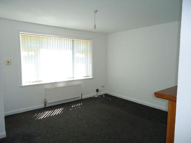 Townhouse for rent in West Yorkshire