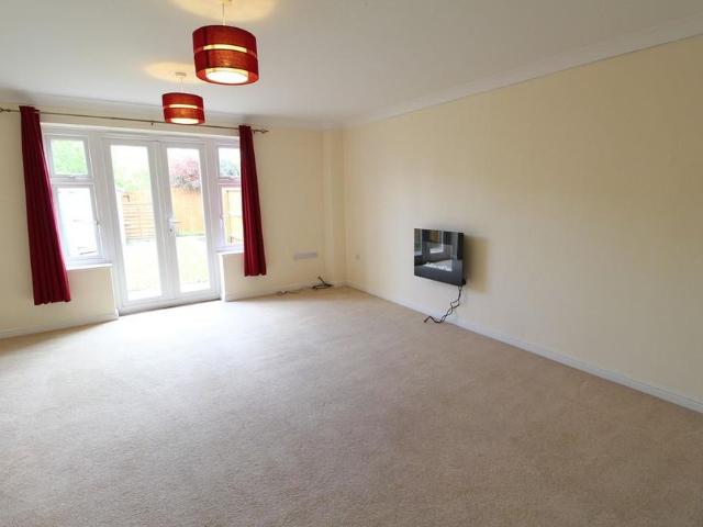 Townhouse for rent in Moreton Hall, Chedburgh